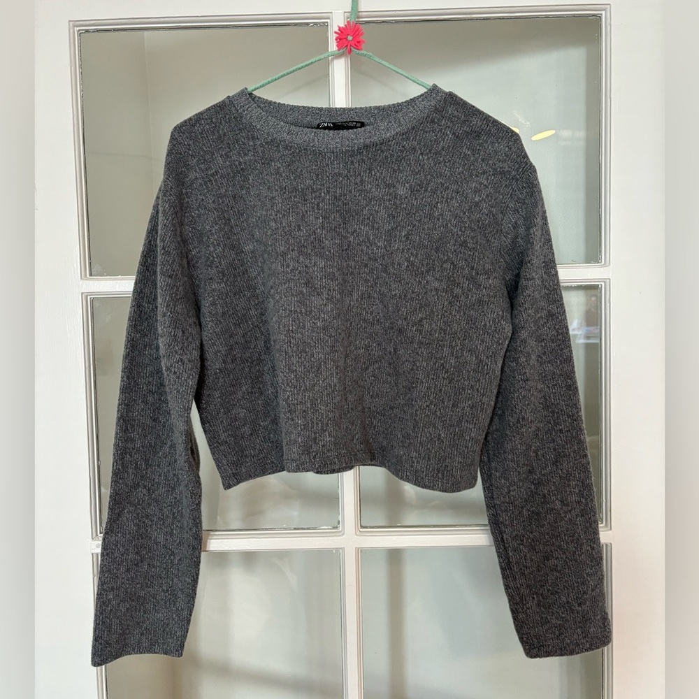 Zara Cropped Sweater Grey